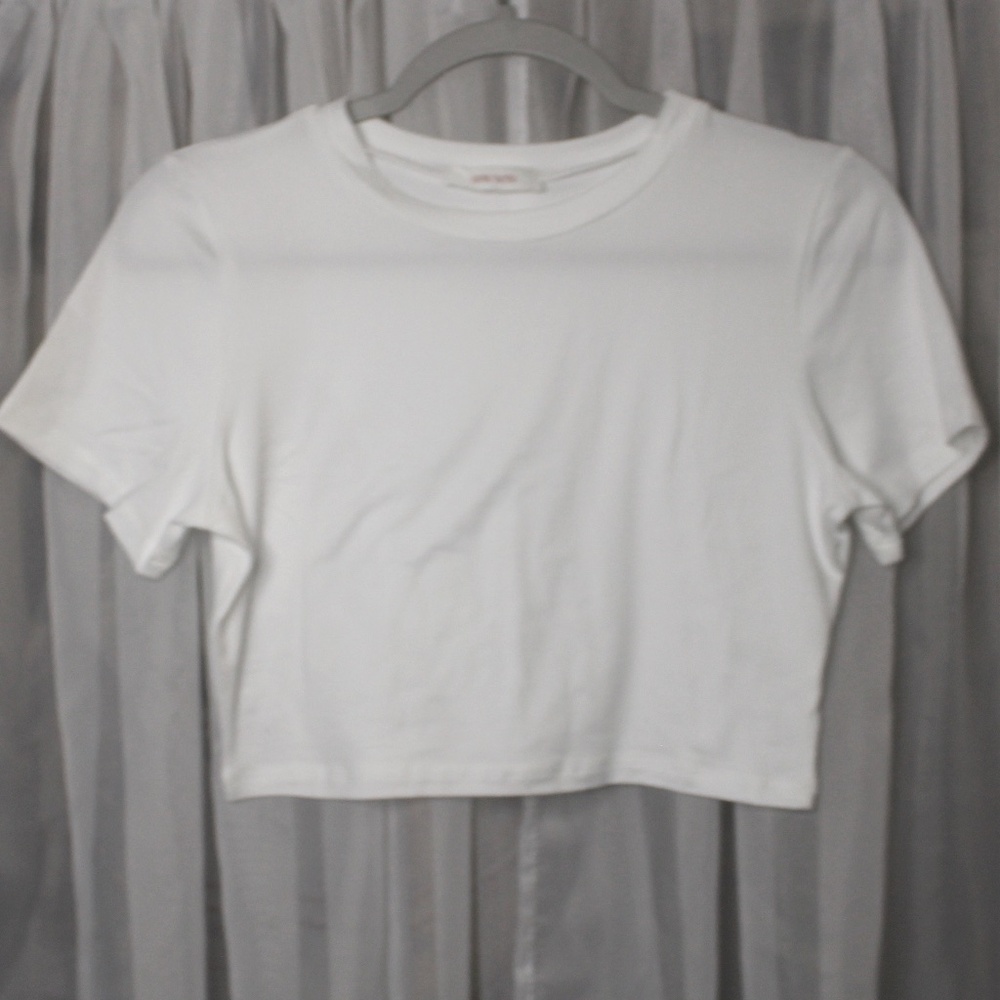 Sz (M) White Two-Piece Flowy Wide- Leg Pant Set with Cropped Top NWOT by WIN WIN